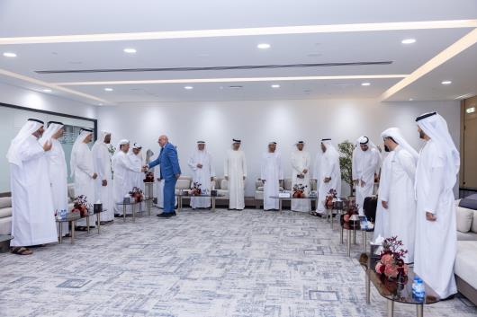 محاكم دبي تنظّم مجلس العيد لتعزيز التواصل المؤسسي وروح التلاحم بين الموظفين