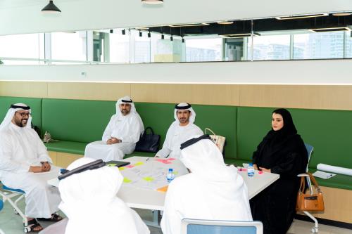 محاكم دبي تعتزم تنظيم مختبر لتطوير إجراءات رؤية وتسليم المحضون لتعزيز استقرار الطفل والأسرة